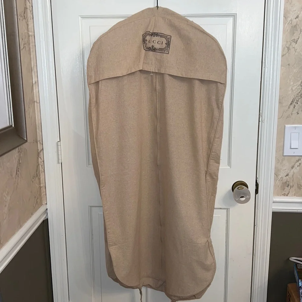New Gucci Travel Hanging Garment Cover with Hanger